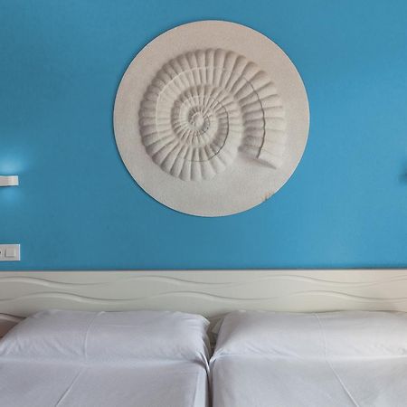Bluesea Montevista Hawai Hotel Lloret de Mar Bagian luar foto